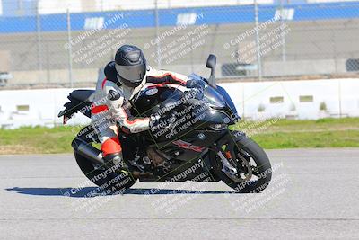 media/Jan-20-2023-Fastrack Riders (Fri) [[f2ad32aba3]]/Level 1/session 3 turn 9/